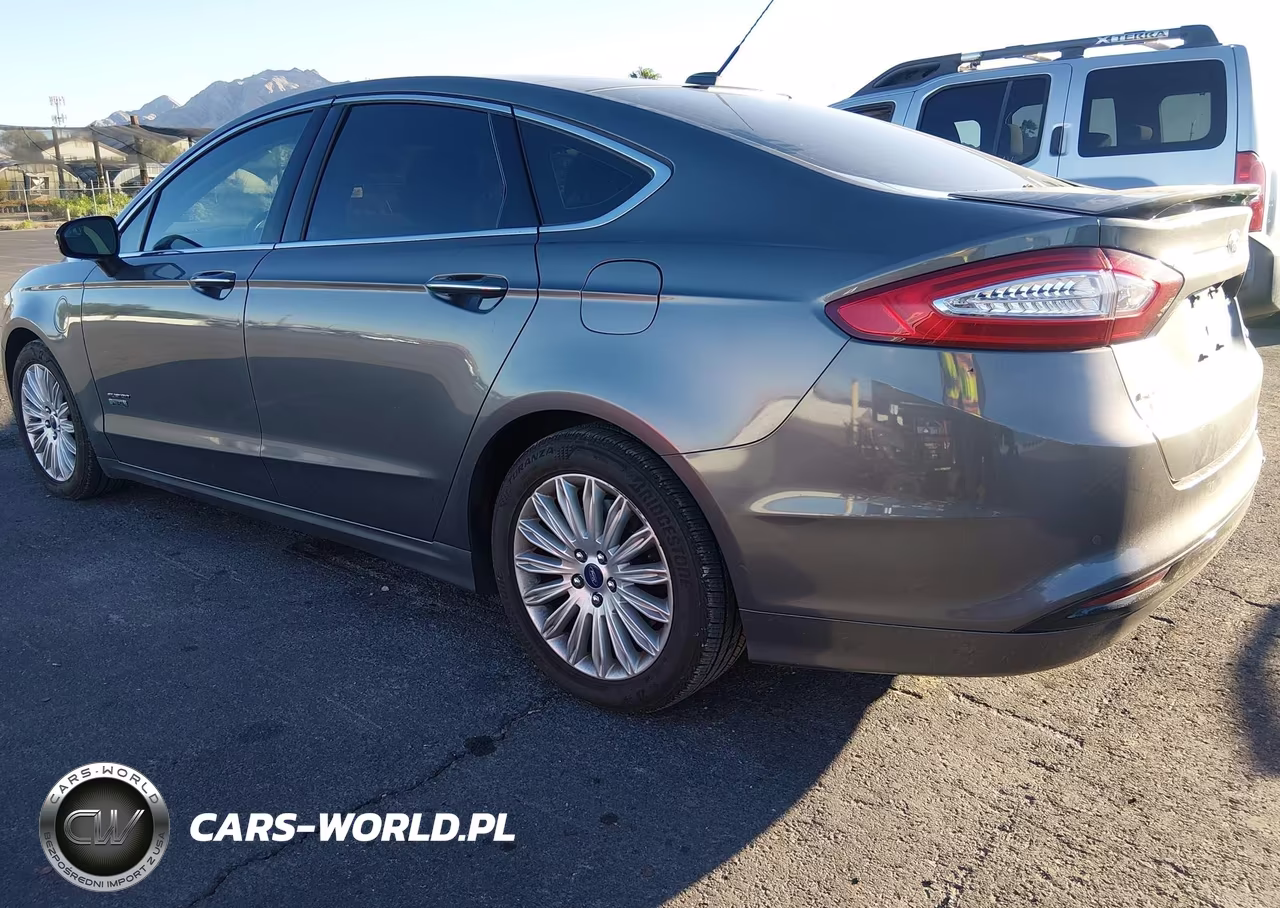 2013 Ford Fusion Energi Titanium VIN:3FA6P0SU1DR319098 - 3