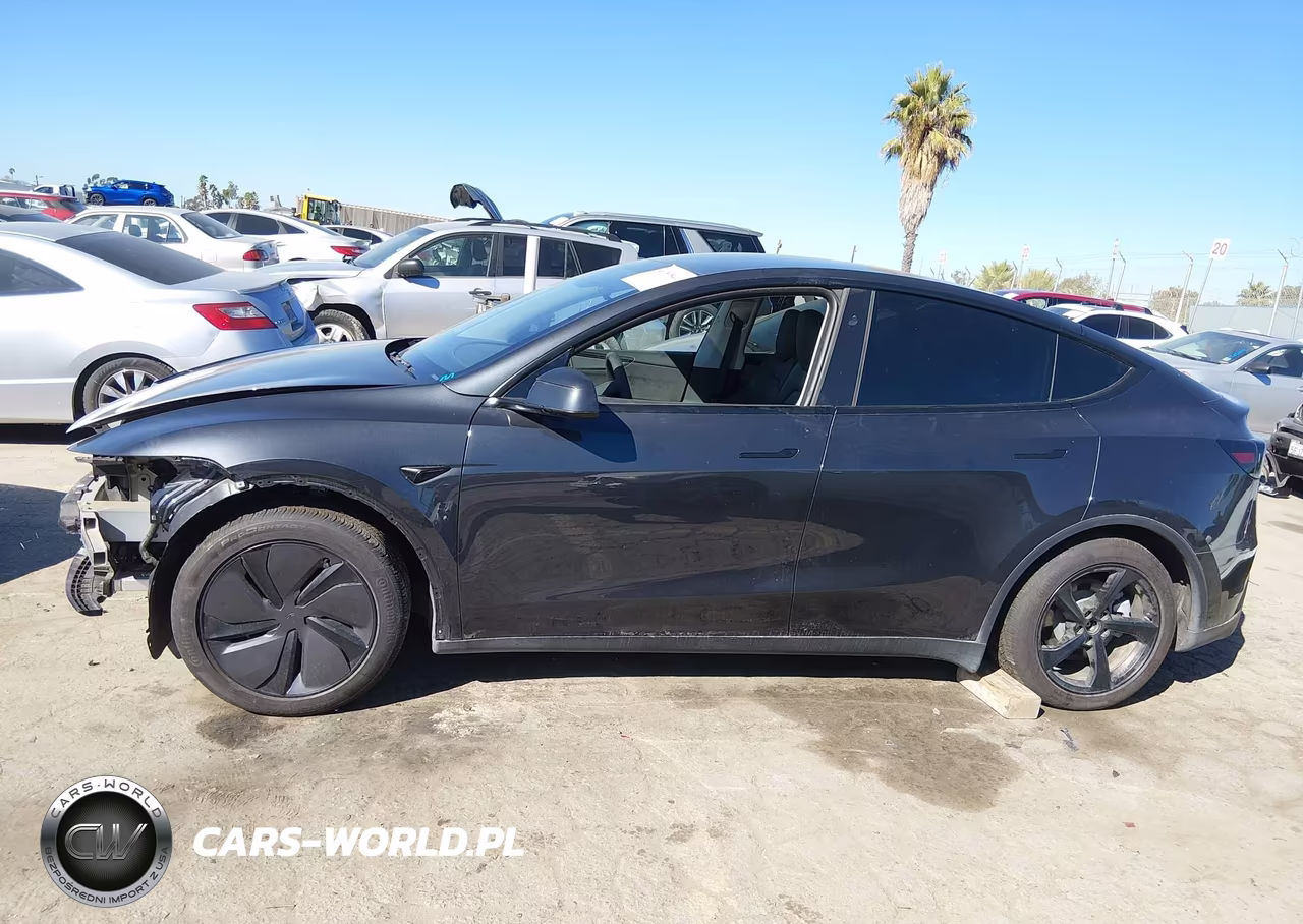 2026 Tesla Model Y All-Wheel Drive-Long Range Launch Series-Premium All-Wheel Drive VIN:7SAYGDEE5TF405614 - 14