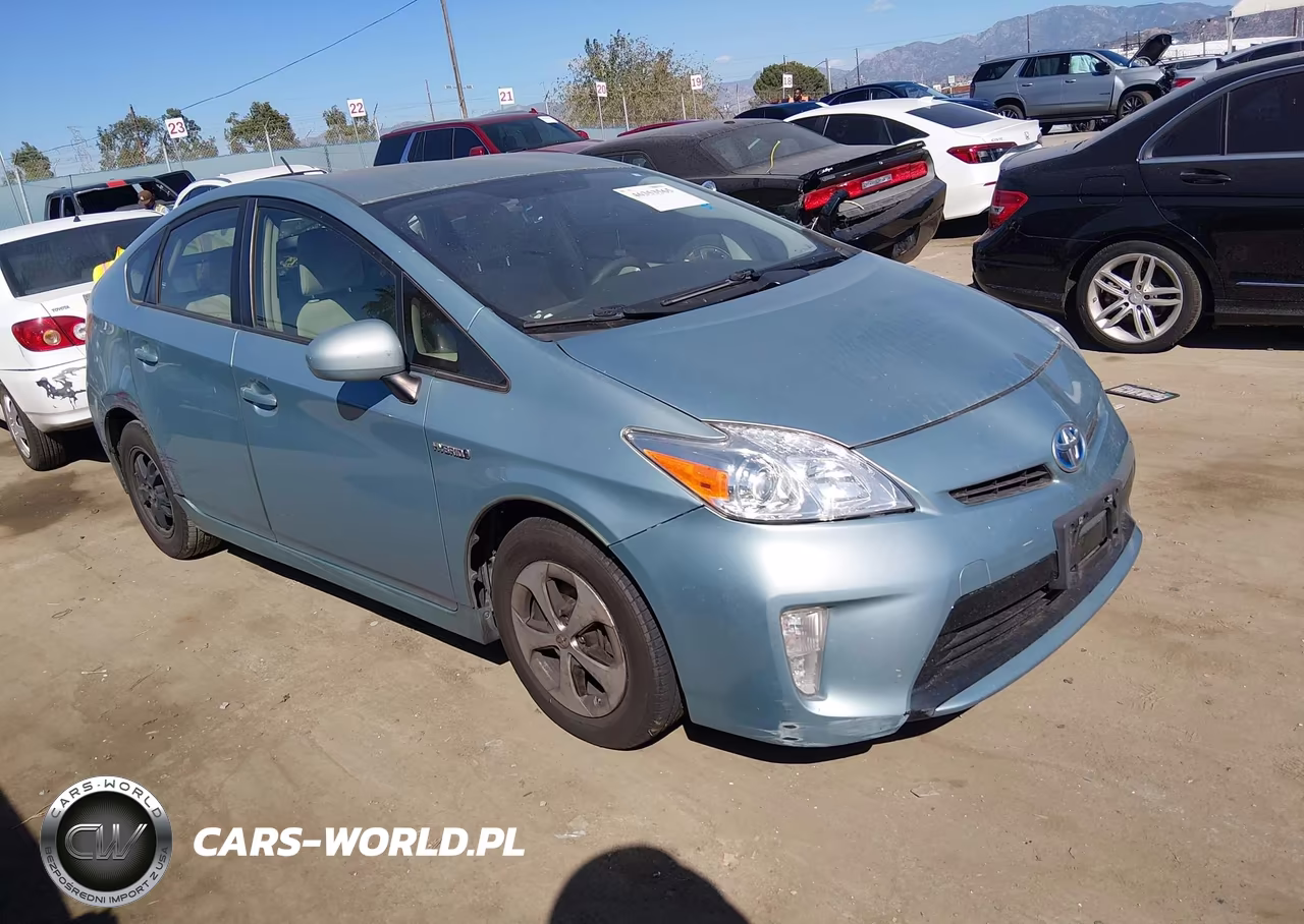 2015 Toyota Prius Three