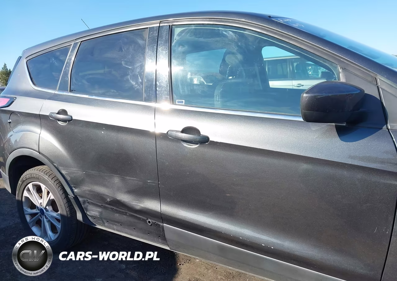 2017 Ford Escape Se VIN:1FMCU9G95HUA32775 - 6