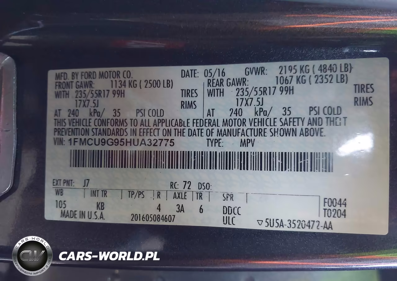 2017 Ford Escape Se VIN:1FMCU9G95HUA32775 - 9
