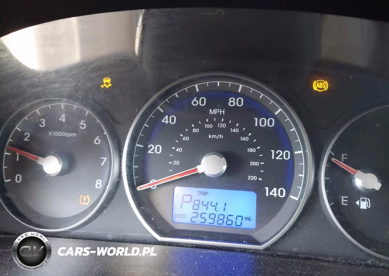 2012 Hyundai Grand Santa Fe VIN:5XYZK4AG6BG006144 - 15