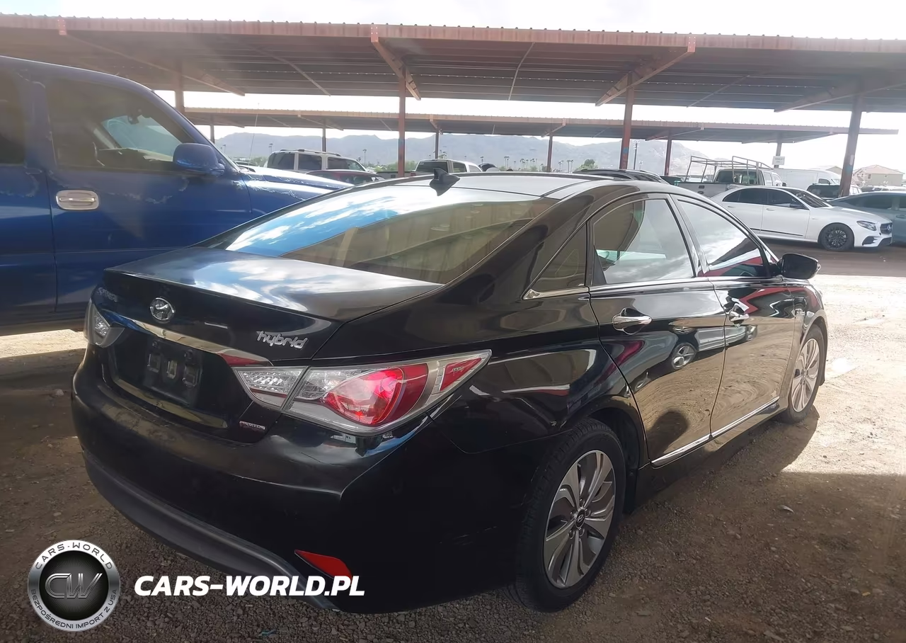 2014 Hyundai Sonata Hybrid Limited VIN:KMHEC4A49EA106823 - 4