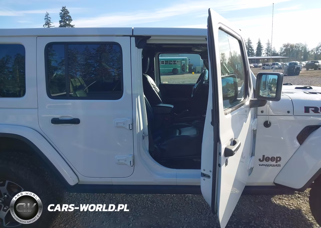 2018 Jeep Wrangler Unlimited Rubicon 4X4 VIN:1C4HJXFG4JW313936 - 5