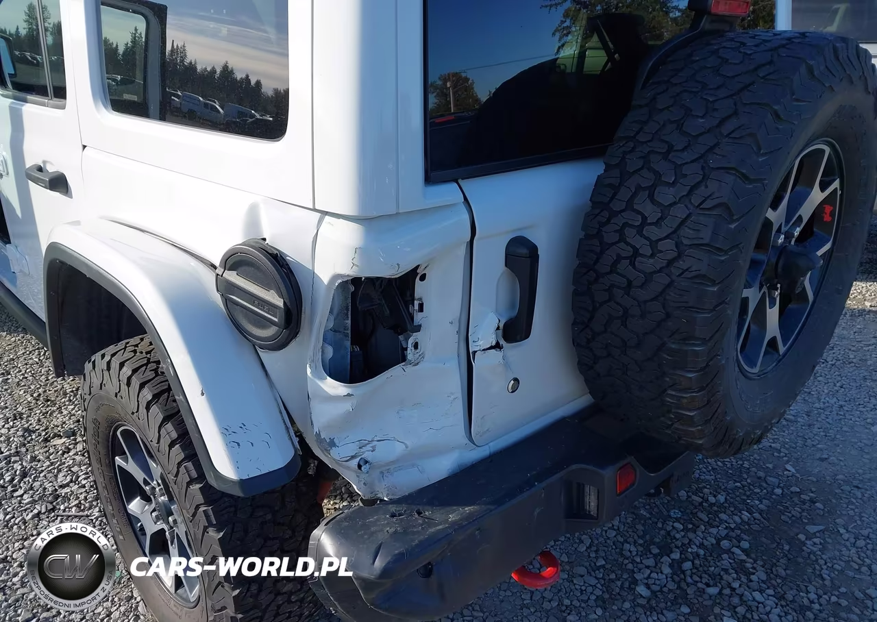 2018 Jeep Wrangler Unlimited Rubicon 4X4 VIN:1C4HJXFG4JW313936 - 6