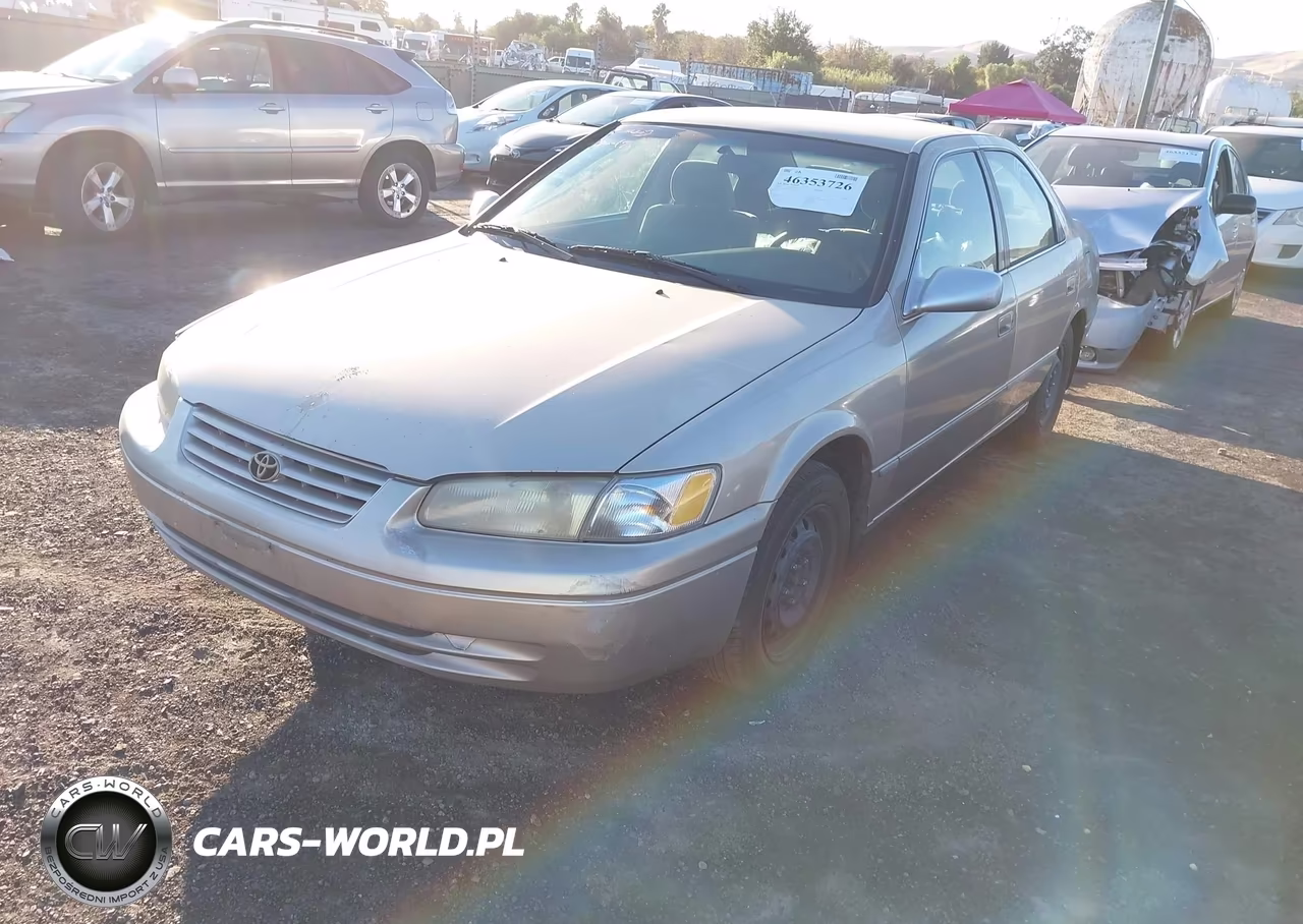1998 Toyota Camry Le VIN:JT2BG22KXW0155302 - 2