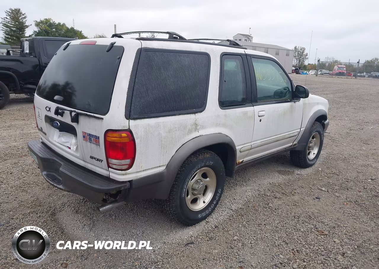 1999 Ford Explorer Sport VIN:1FMZU24E5XUA69679 - 4