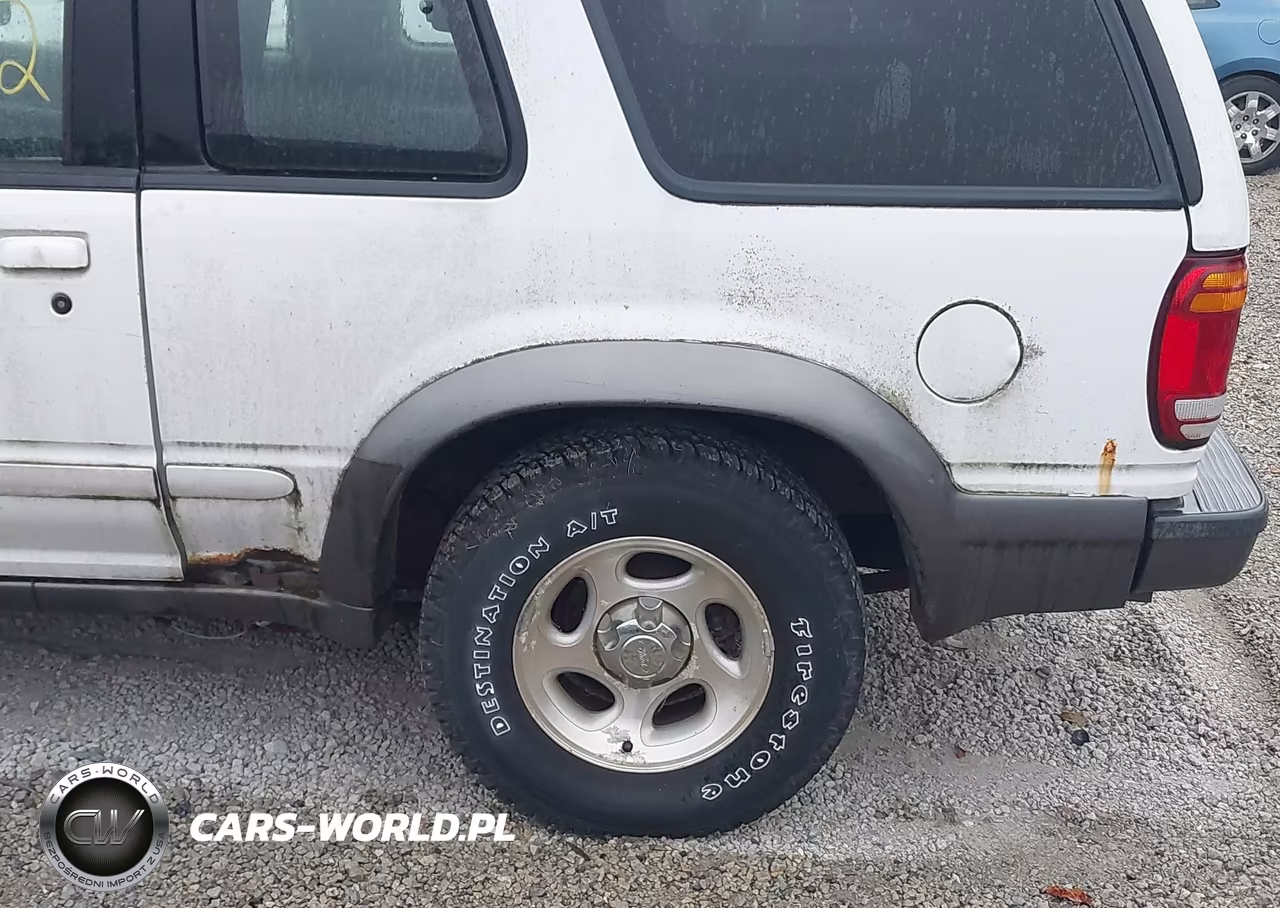1999 Ford Explorer Sport VIN:1FMZU24E5XUA69679 - 6