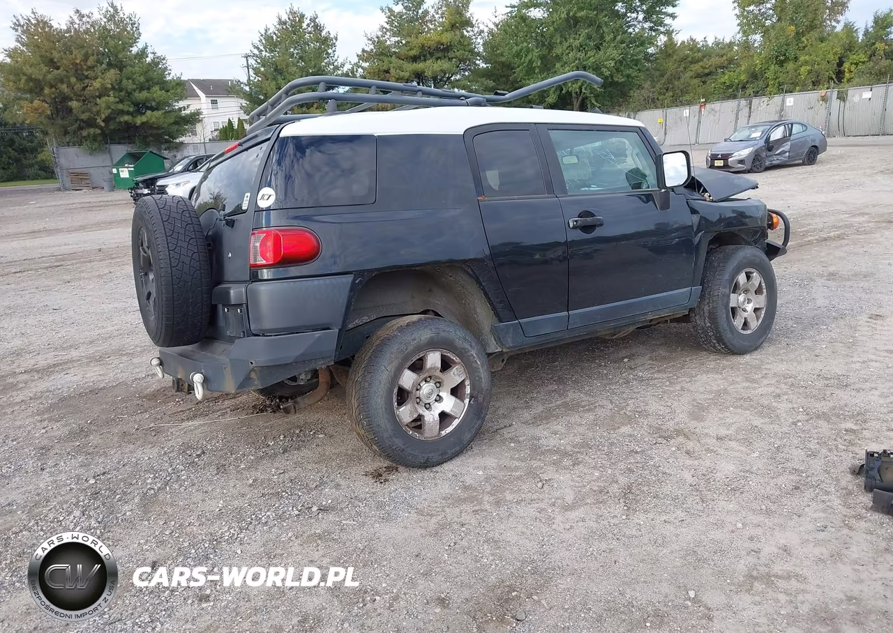 2007 Toyota Fj Cruiser VIN:JTEBU11F570022880 - 4