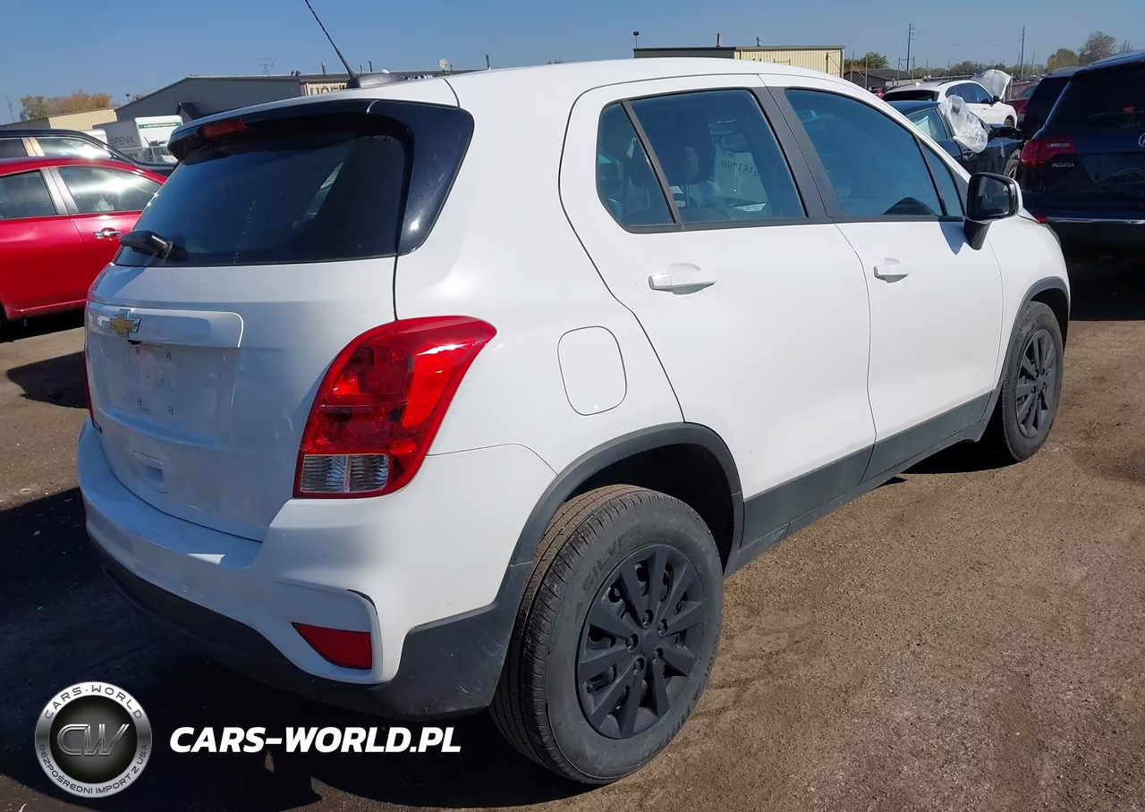 2017 Chevrolet Trax Ls VIN:KL7CJKSB1HB174046 - 4