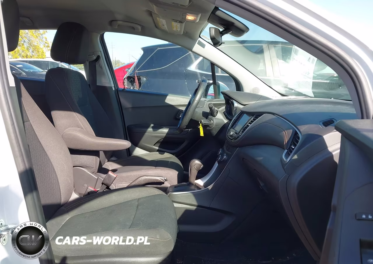 2017 Chevrolet Trax Ls VIN:KL7CJKSB1HB174046 - 5