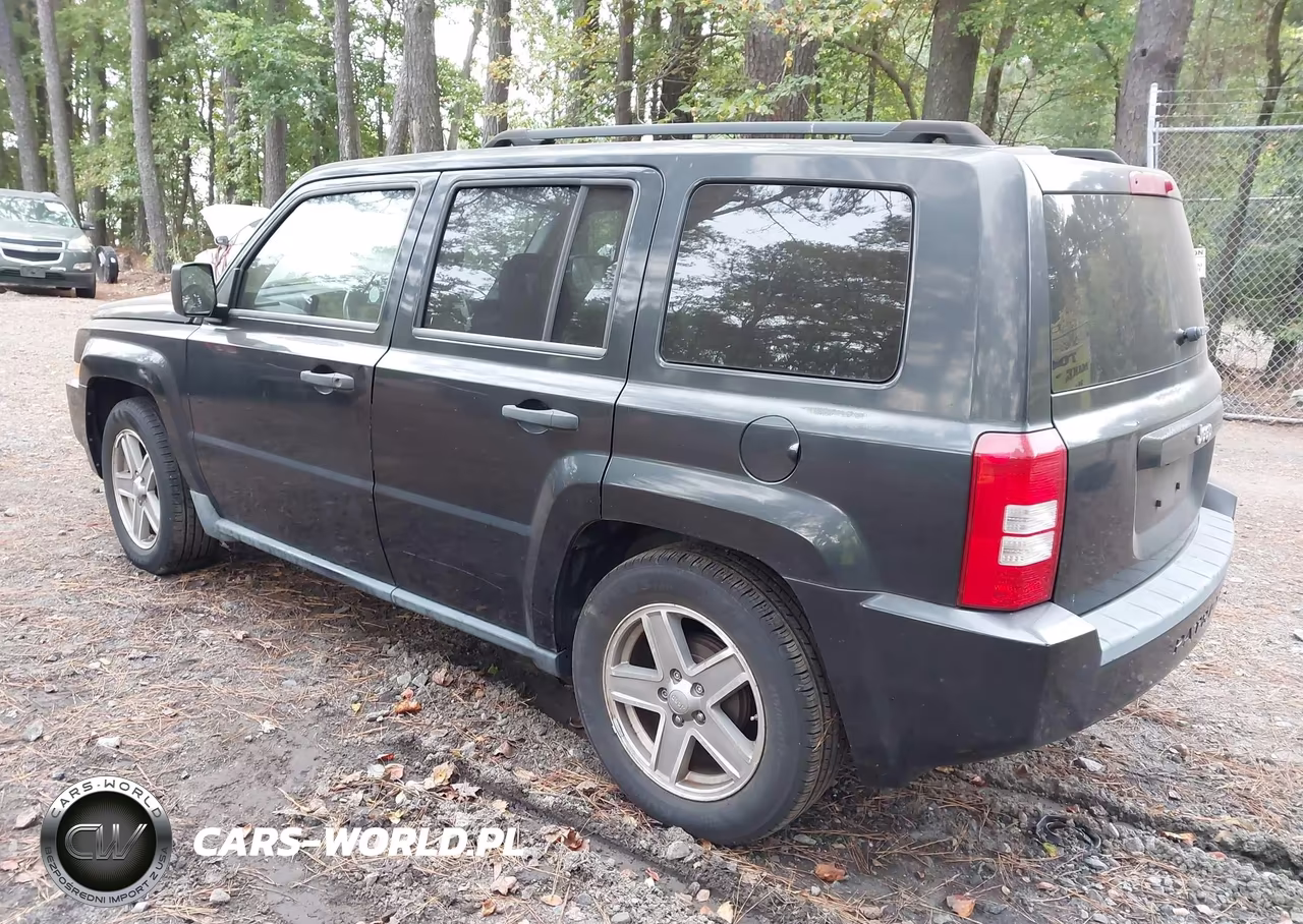 2008 Jeep Patriot Sport VIN:1J8FT28W18D707997 - 3