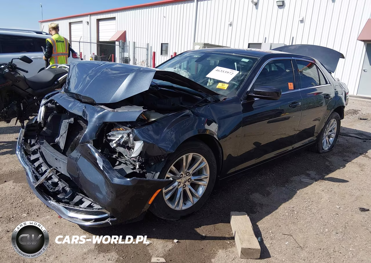 2017 Chrysler 300 Limited VIN:2C3CCAAG6HH567895 - 2