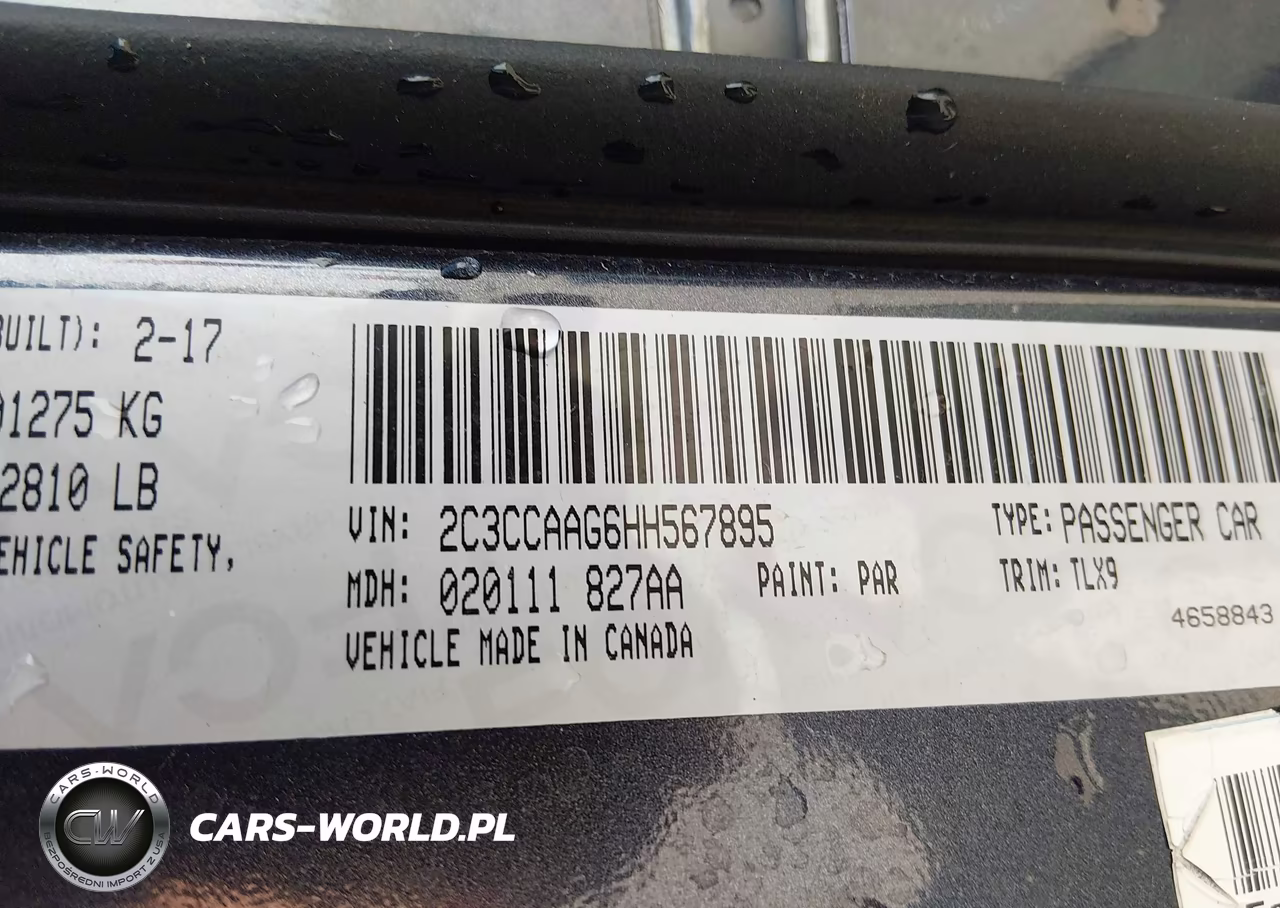 2017 Chrysler 300 Limited VIN:2C3CCAAG6HH567895 - 9