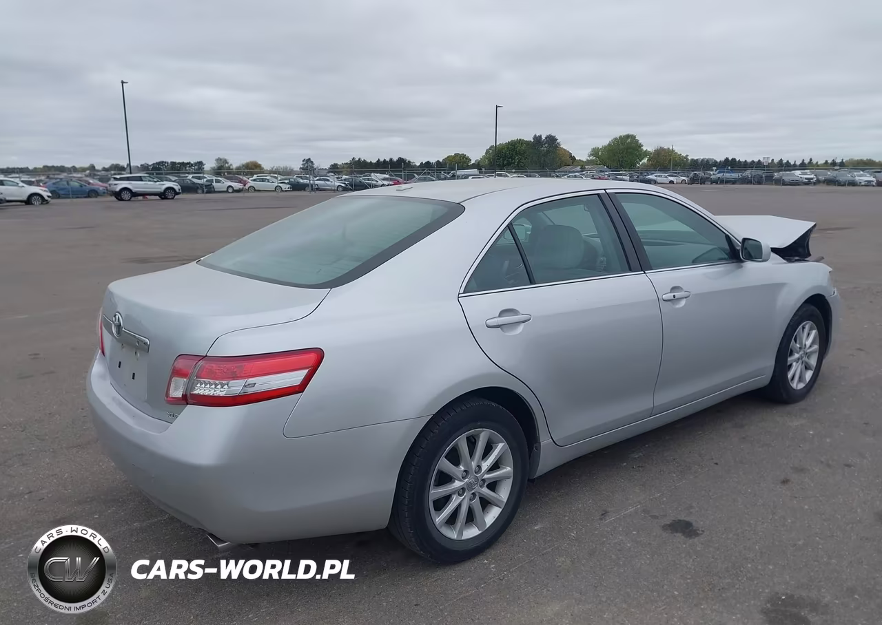 2011 Toyota Camry Xle V6 VIN:4T1BK3EK4BU611686 - 4