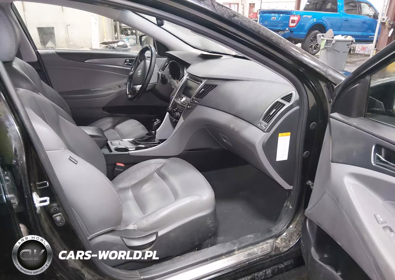 2013 Hyundai Sonata Hybrid Limited VIN:KMHEC4A47DA100713 - 5