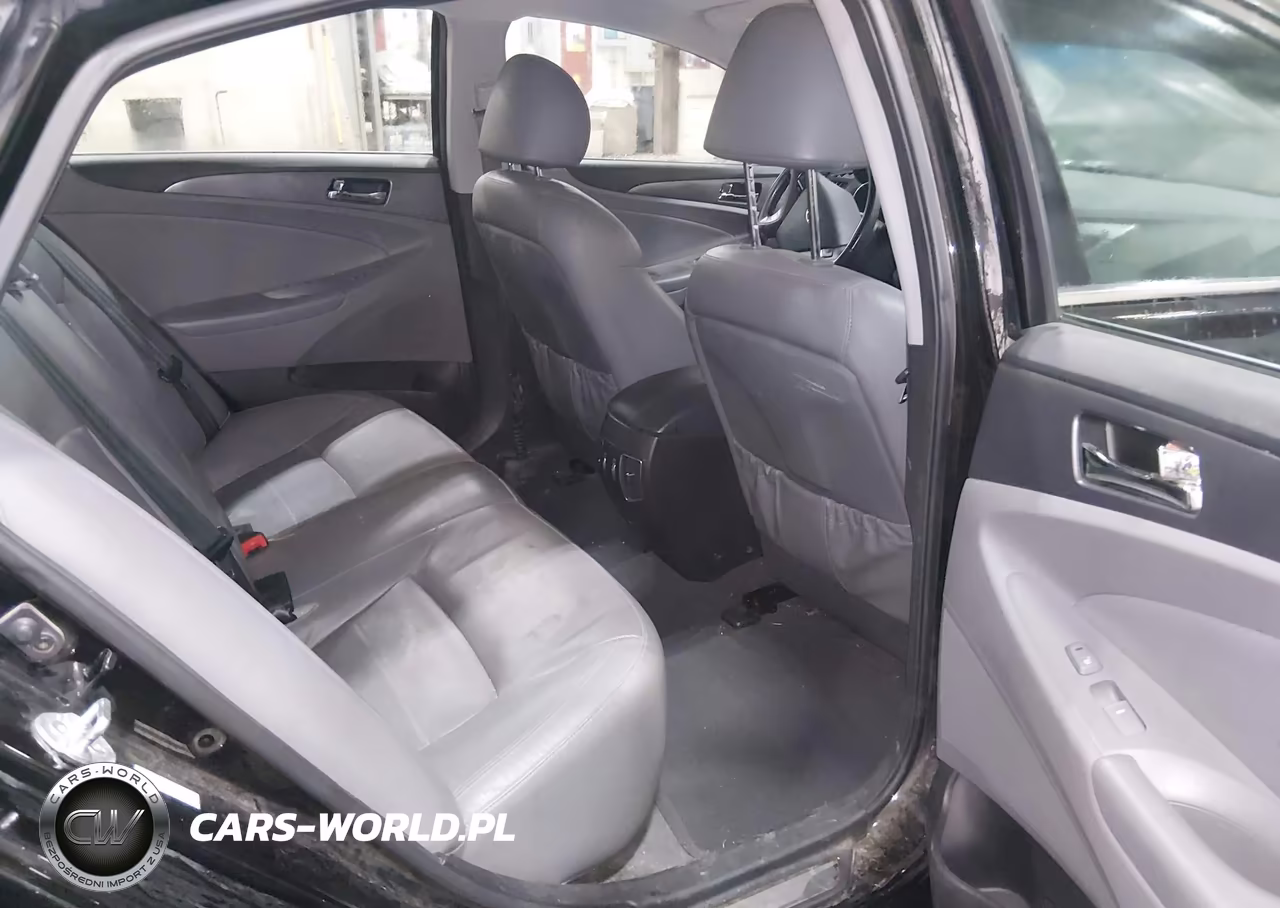 2013 Hyundai Sonata Hybrid Limited VIN:KMHEC4A47DA100713 - 8