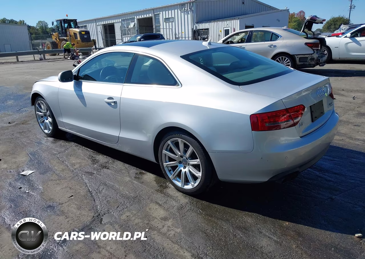 2011 Audi A5 2.0T Premium VIN:WAUVFAFR2BA034712 - 3