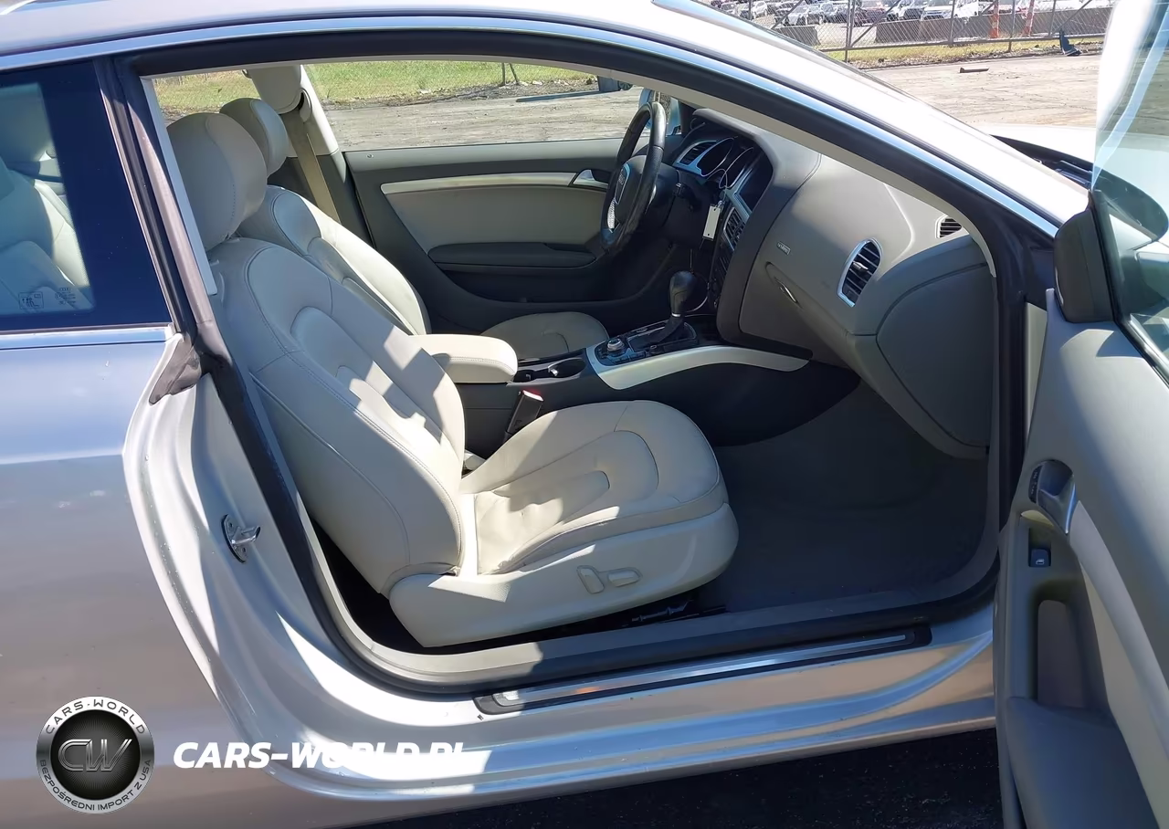 2011 Audi A5 2.0T Premium VIN:WAUVFAFR2BA034712 - 5