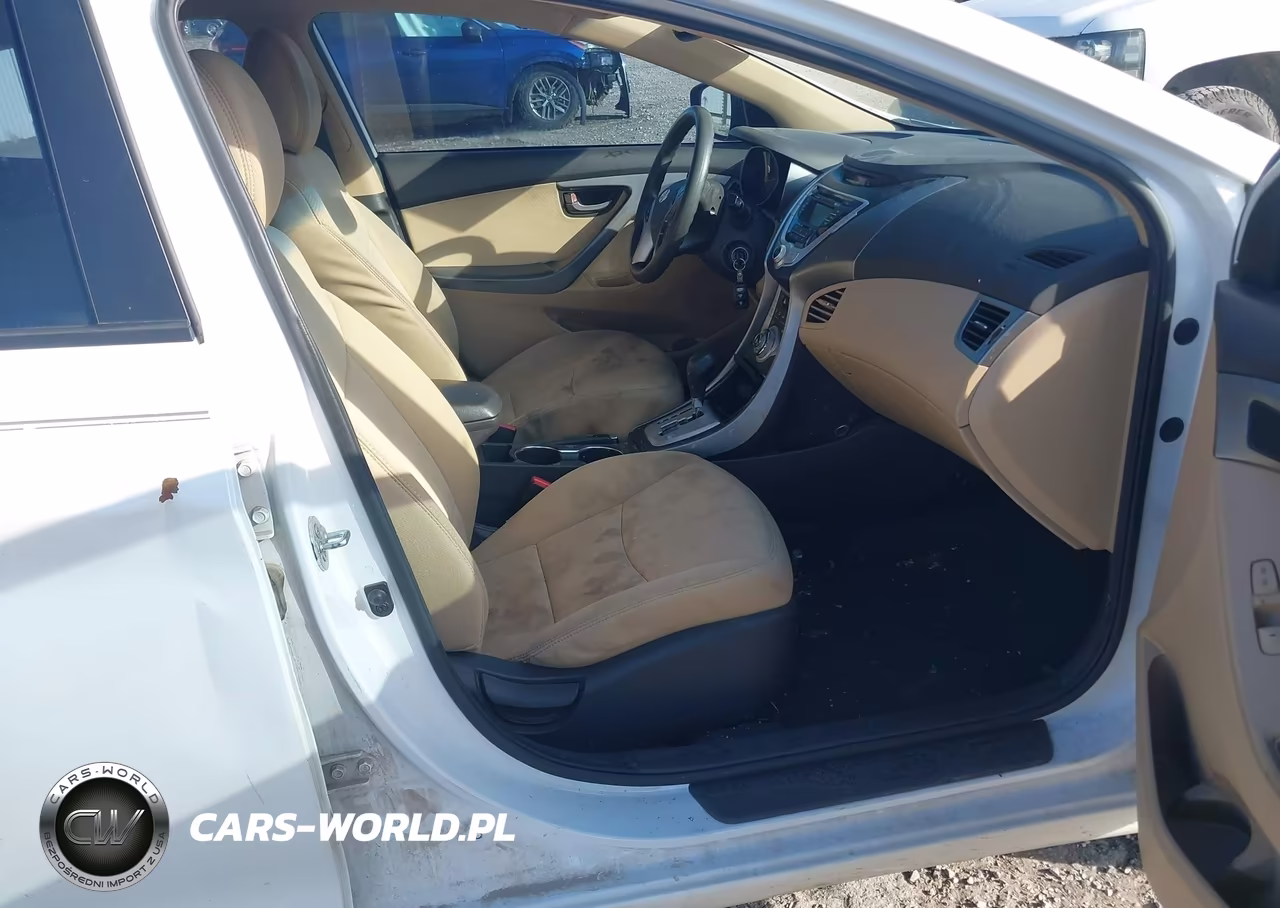 2012 Hyundai Elantra Gls VIN:5NPDH4AE4CH136862 - 5