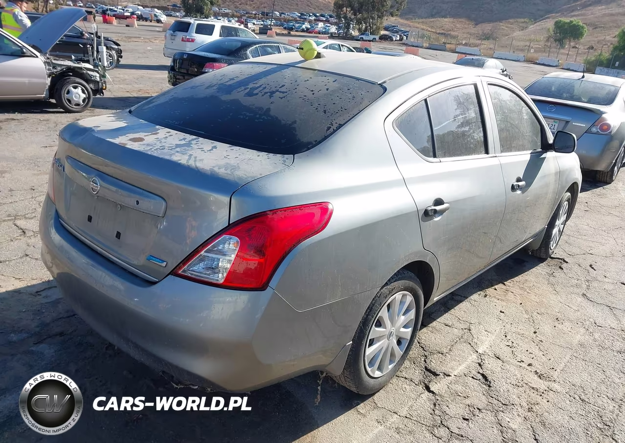 2012 Nissan Versa 1.6 S VIN:3N1CN7AP5CL857282 - 4