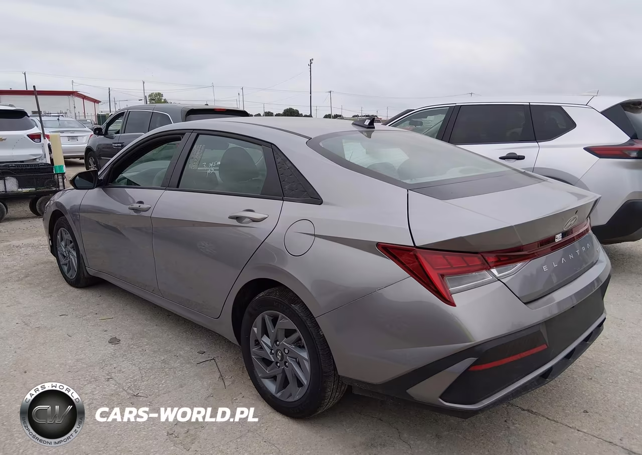 2025 Hyundai Elantra Hybrid Blue VIN:KMHLM4DJ4SU177945 - 14