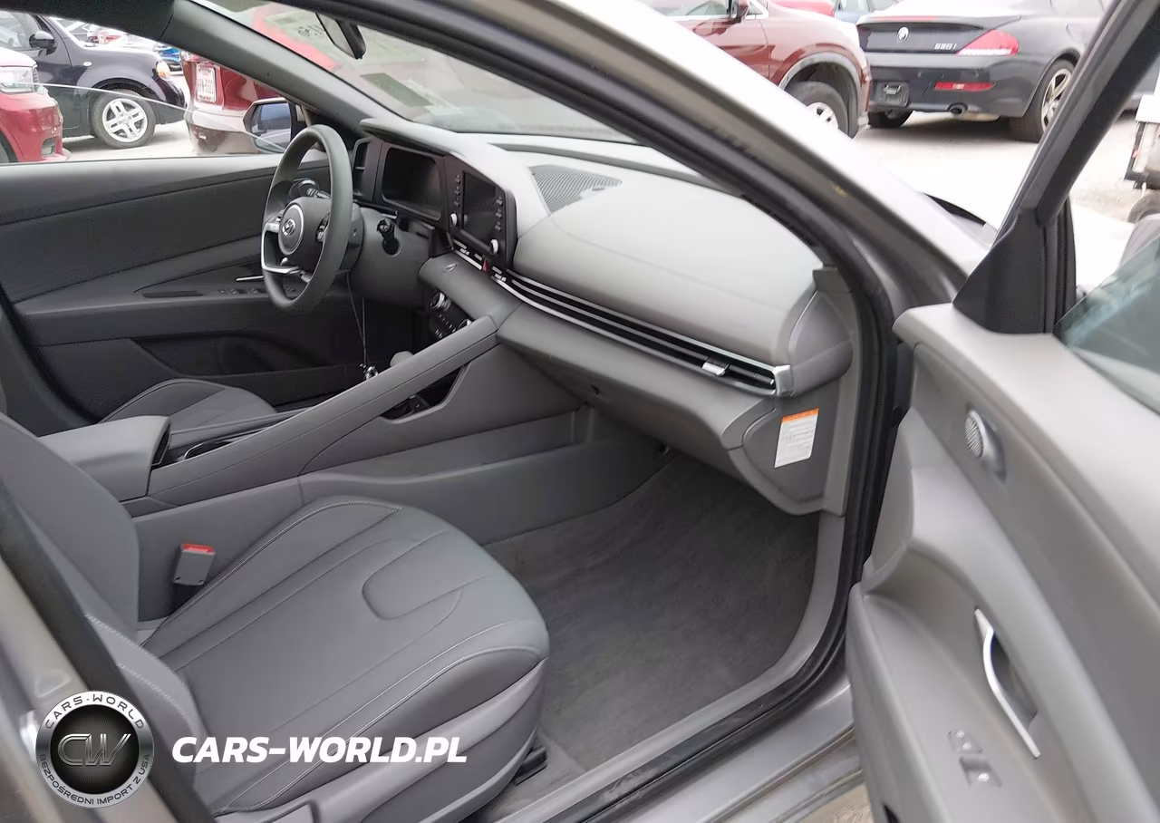 2025 Hyundai Elantra Hybrid Blue VIN:KMHLM4DJ4SU177945 - 5