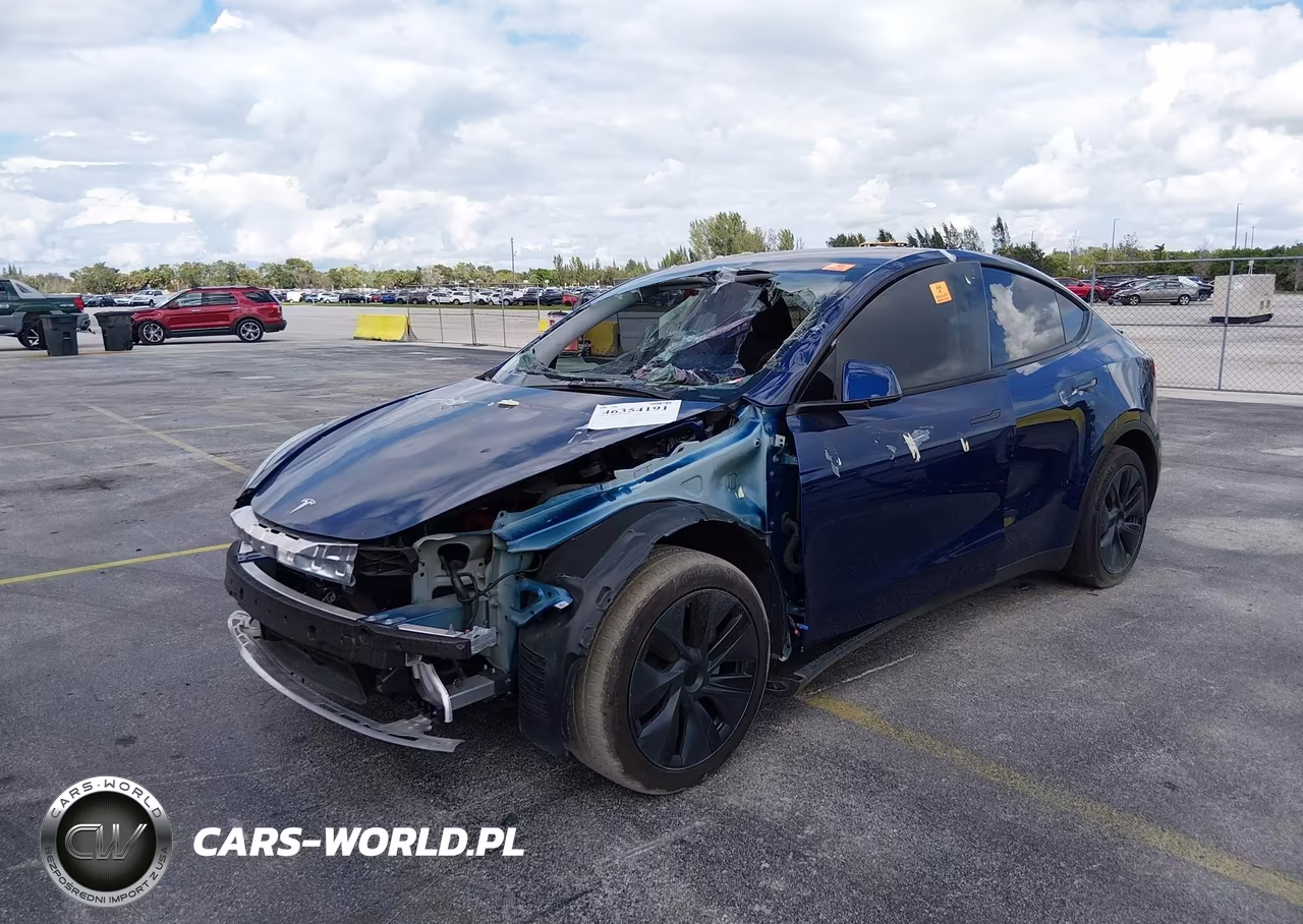 2025 Tesla Model Y Long Range Dual Motor Rear-Wheel Drive VIN:7SAYGDED6SA378815 - 2