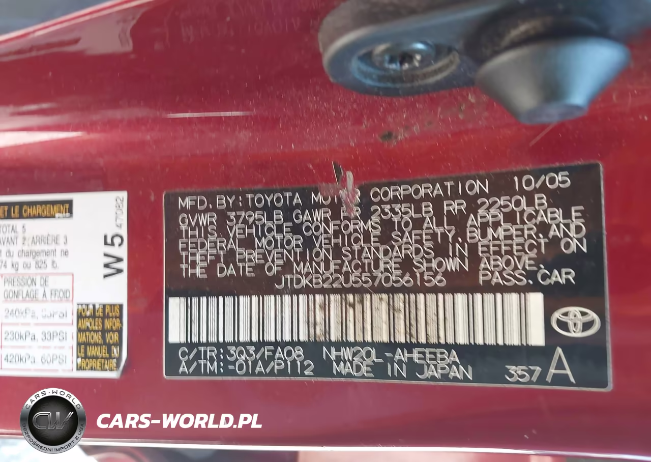 2005 Toyota Prius VIN:JTDKB22U557056156 - 9