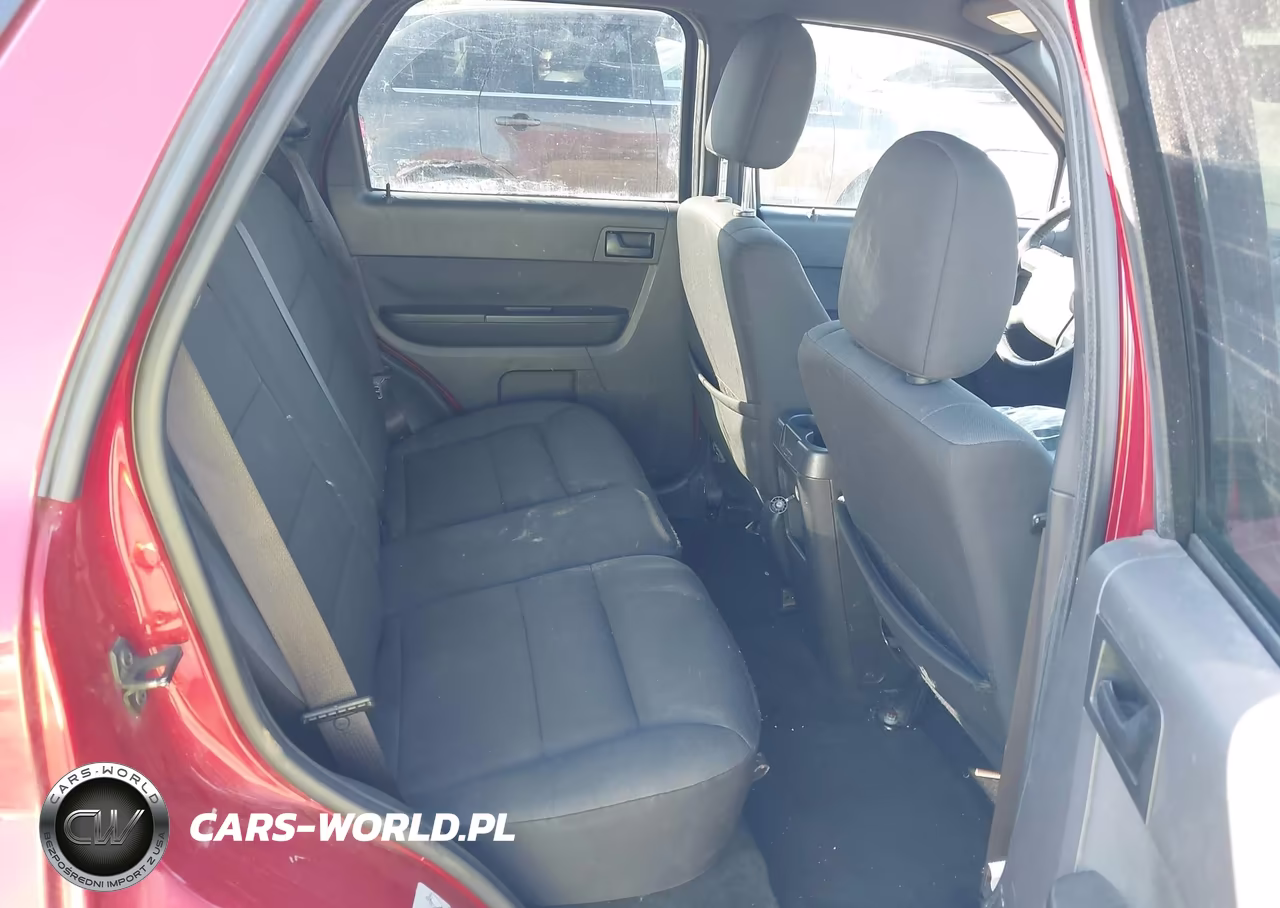 2010 Ford Escape Xlt VIN:1FMCU0D7XAKD44073 - 8