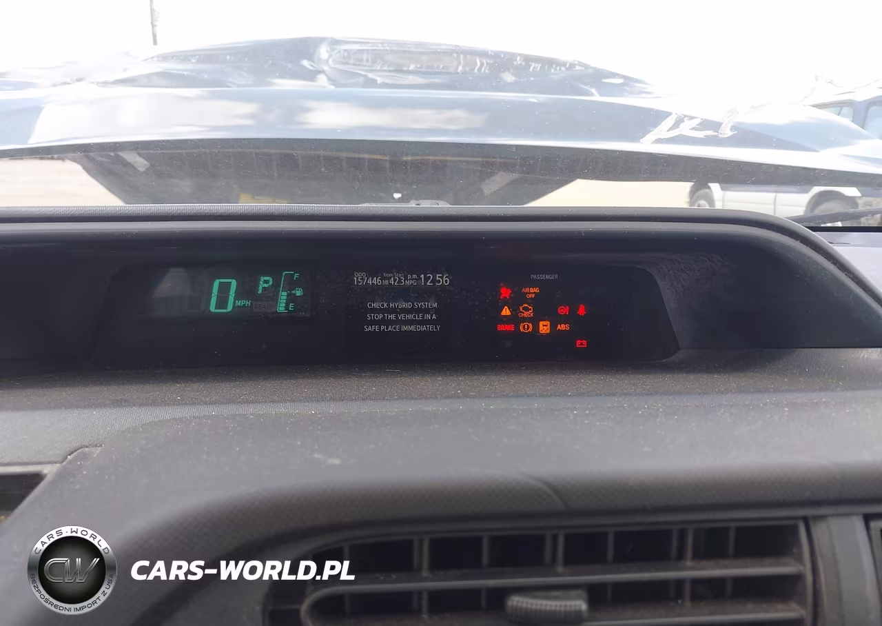 2013 Toyota Prius C One VIN:JTDKDTB39D1047212 - 7