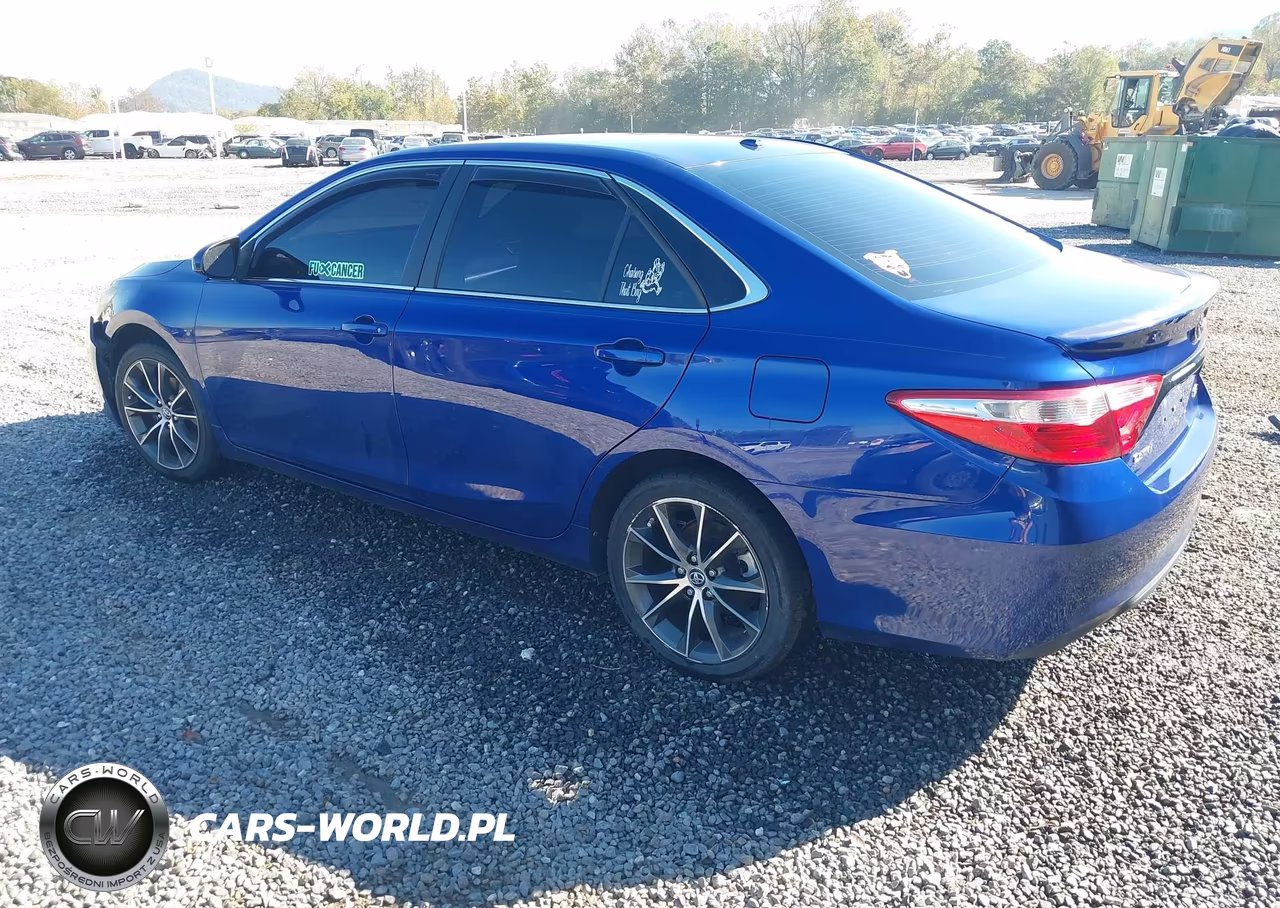 2015 Toyota Camry Xse VIN:4T1BF1FK2FU987140 - 3