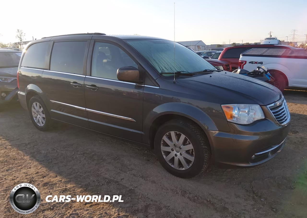 2015 Chrysler Town & Country Touring