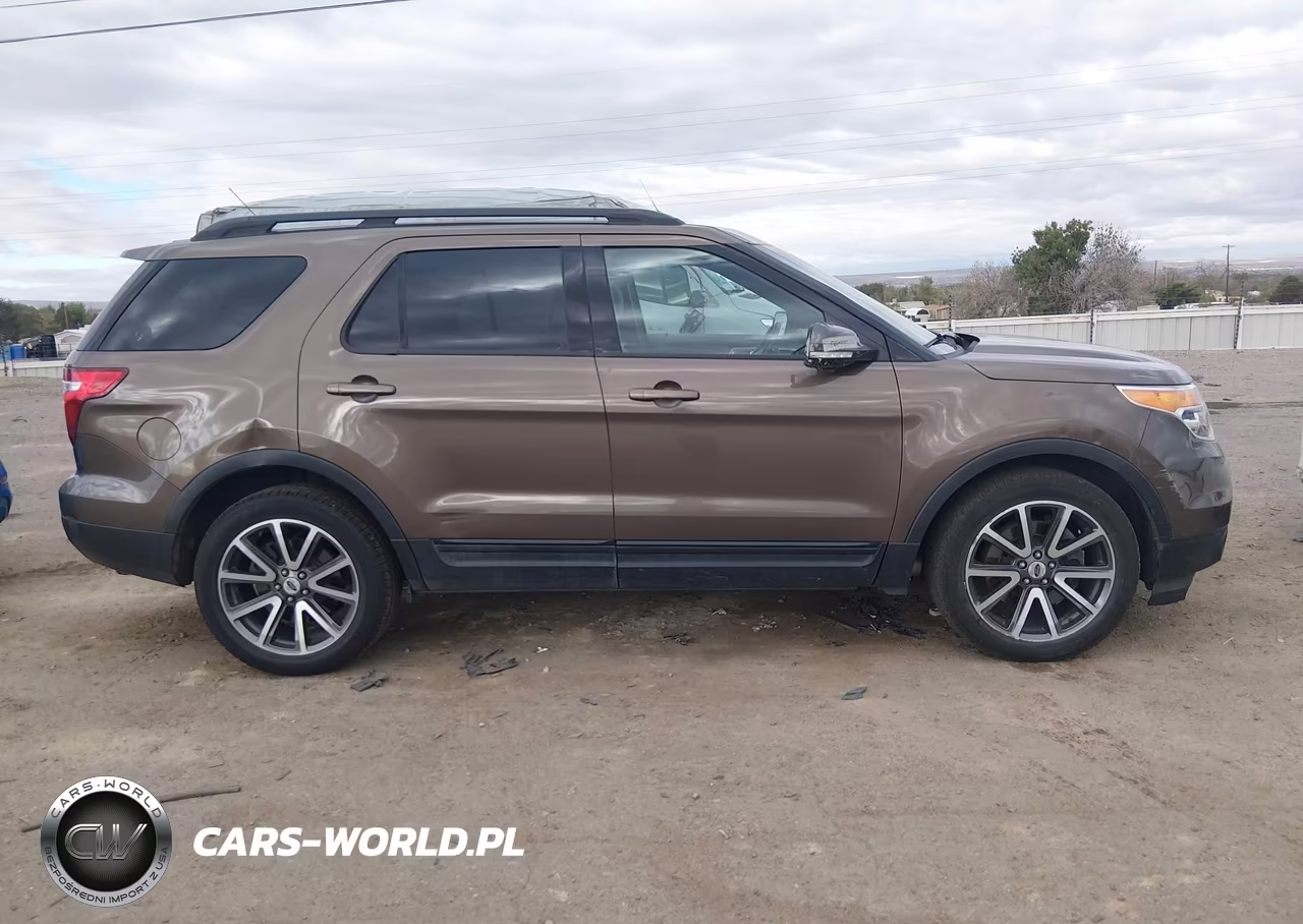 2015 Ford Explorer Xlt VIN:1FM5K8D83FGA38090 - 13