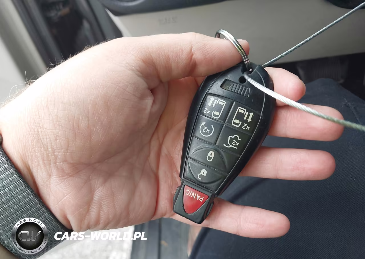 2018 Dodge Grand Caravan Sxt VIN:2C4RDGCG9JR215588 - 11