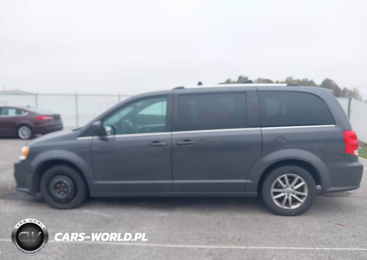 2018 Dodge Grand Caravan Sxt VIN:2C4RDGCG9JR215588 - 14