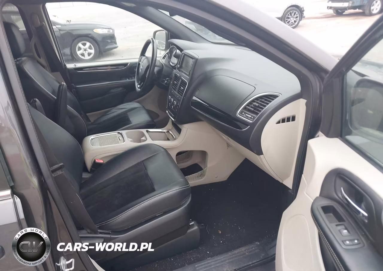 2018 Dodge Grand Caravan Sxt VIN:2C4RDGCG9JR215588 - 5