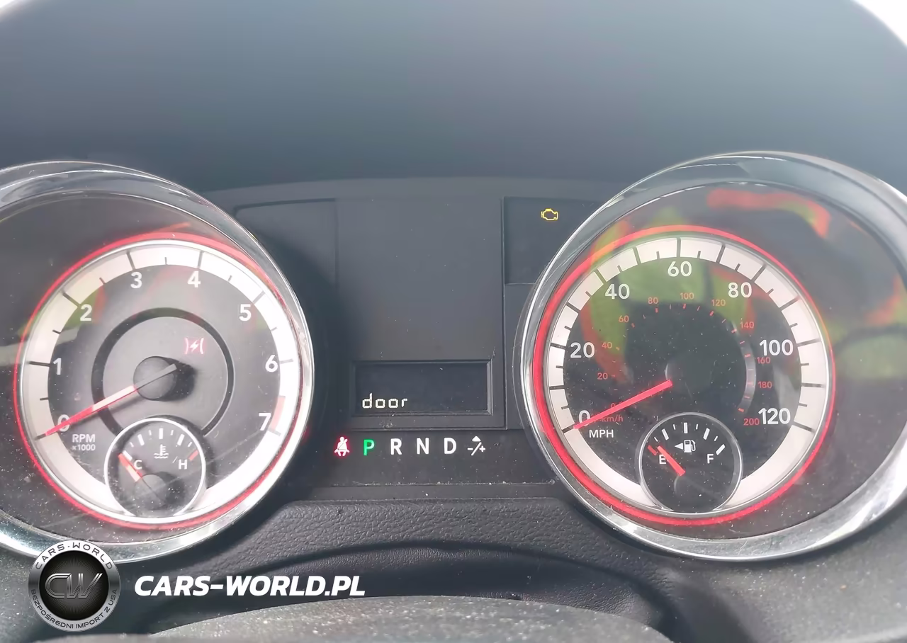 2018 Dodge Grand Caravan Sxt VIN:2C4RDGCG9JR215588 - 7
