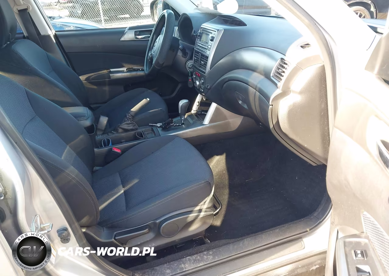 2013 Subaru Forester 2.5X Premium VIN:JF2SHADC8DH429861 - 5