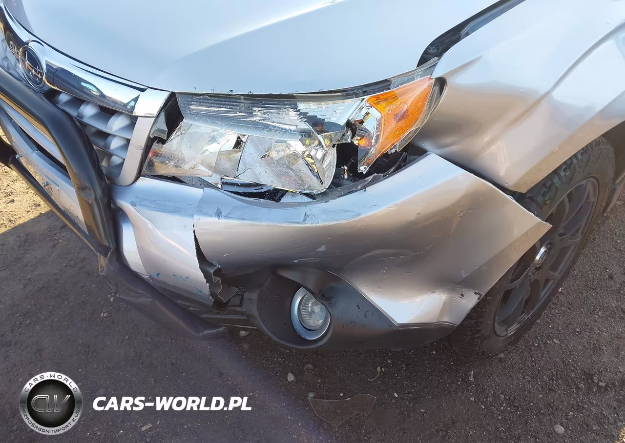 2013 Subaru Forester 2.5X Premium VIN:JF2SHADC8DH429861 - 6