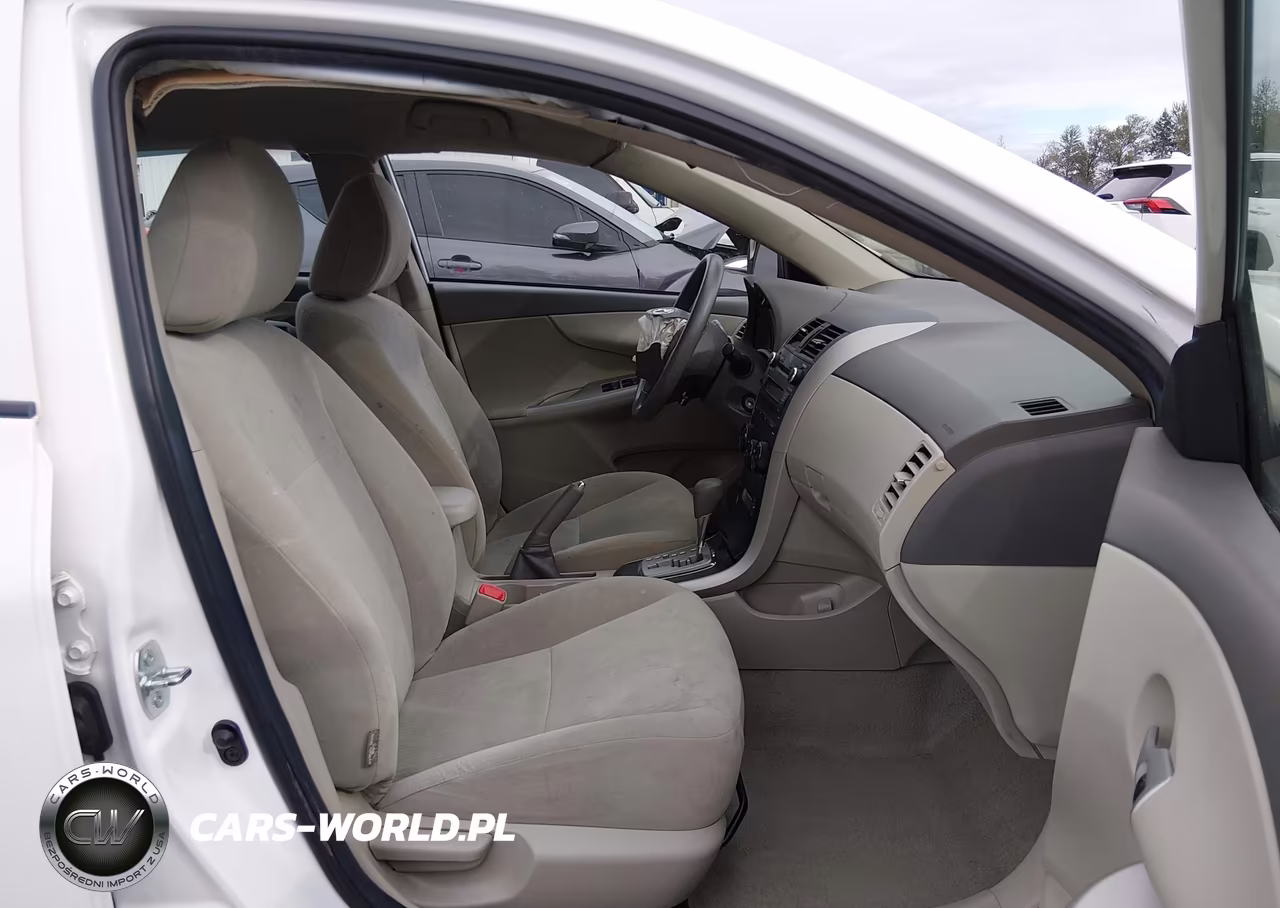 2010 Toyota Corolla Le VIN:1NXBU4EEXAZ252045 - 18
