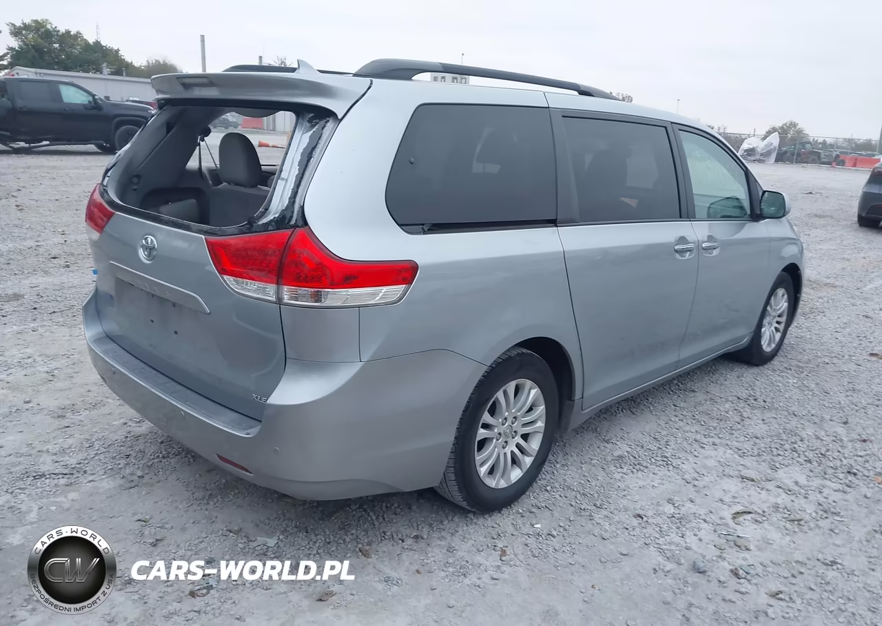 2011 Toyota Sienna Xle V6 VIN:5TDYK3DC5BS066143 - 4