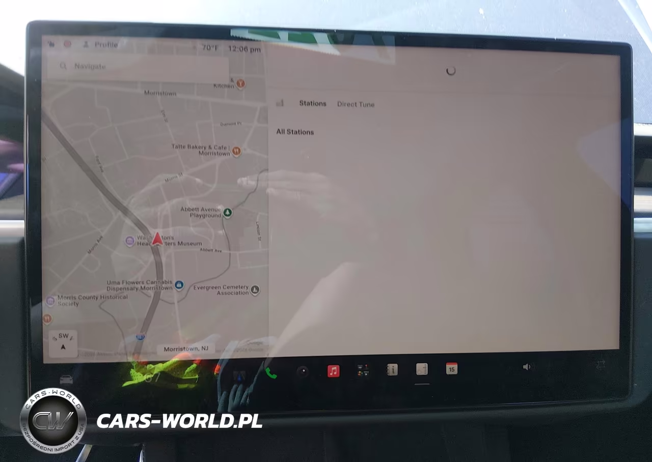 2024 Tesla Model S Long Range VIN:5YJSA1E56RF545585 - 17