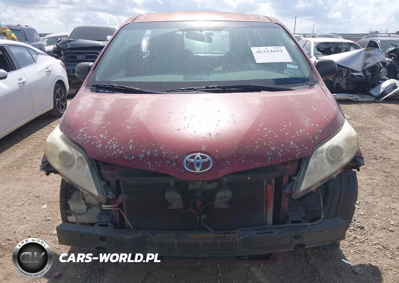 2011 Toyota Sienna Base V6 VIN:5TDZK3DC0BS029764 - 13