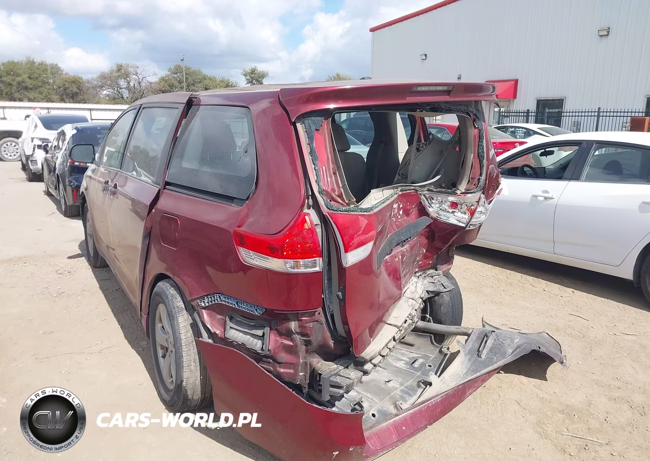 2011 Toyota Sienna Base V6 VIN:5TDZK3DC0BS029764 - 3