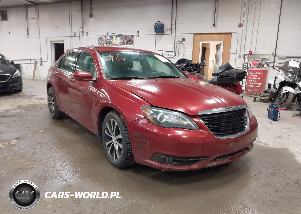 2014 Chrysler 200 Touring