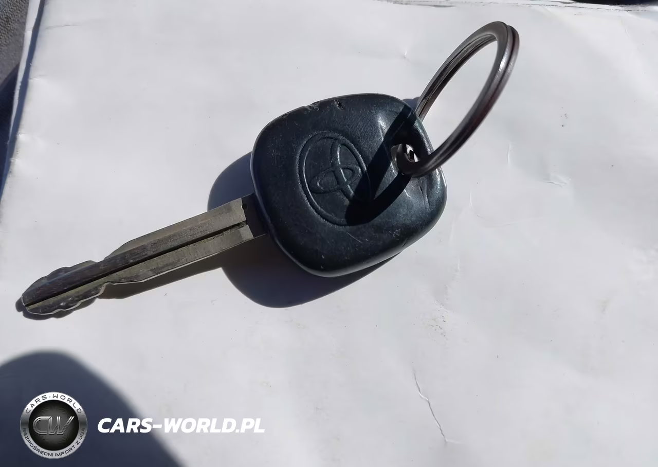 2005 Toyota Corolla Ce VIN:2T1BR32E35C338997 - 11