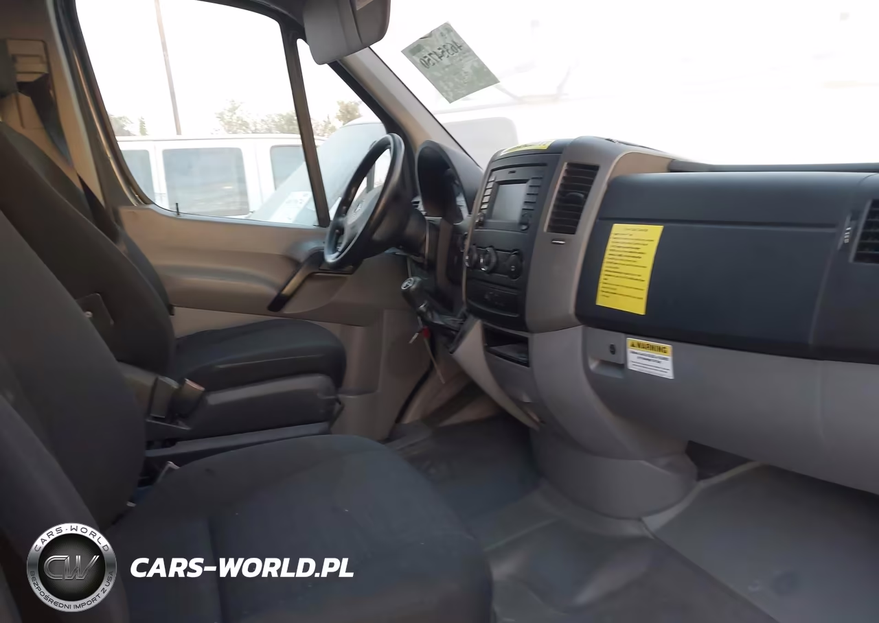 2018 Mercedes-Benz Sprinter 2500 Standard Roof V6 VIN:WD3PE7CD1JP643192 - 5