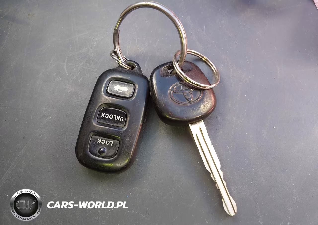 2003 Toyota Camry Xle VIN:4T1BE32K03U196850 - 11