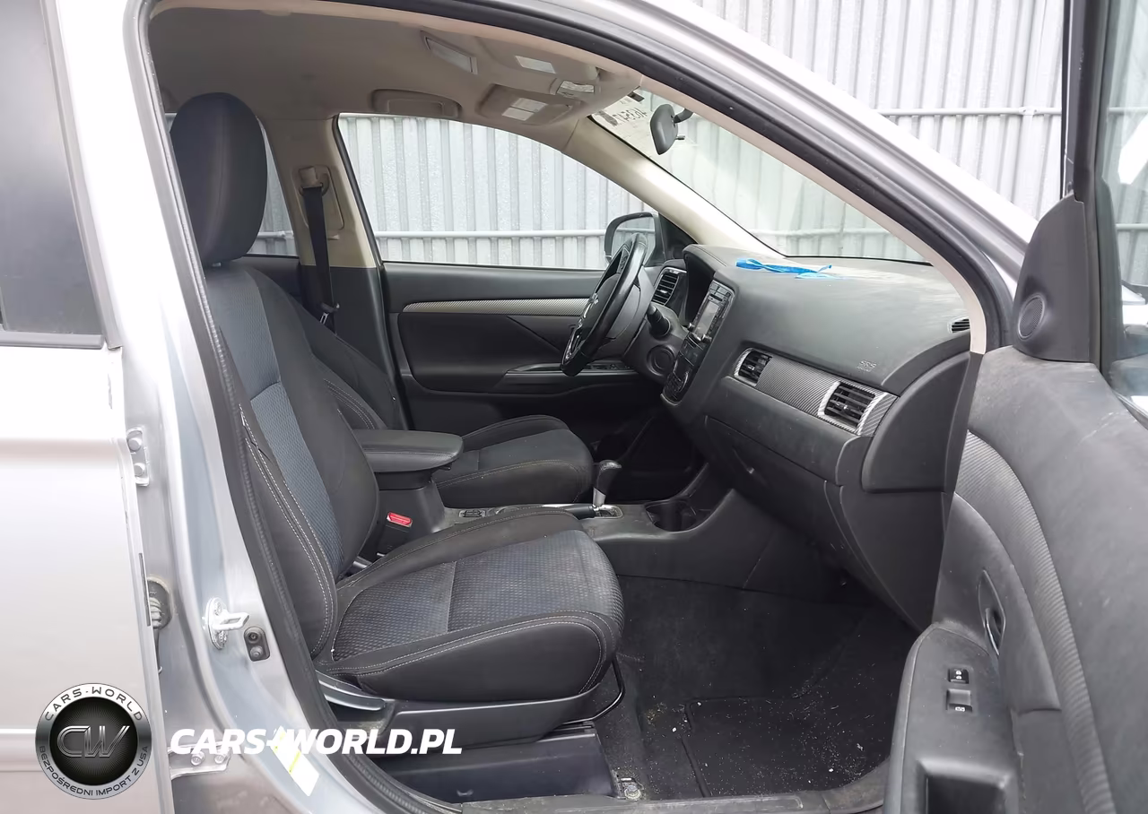 2016 Mitsubishi Outlander Se VIN:JA4AD3A37GZ053393 - 5